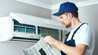 Servicing Home Air Cons